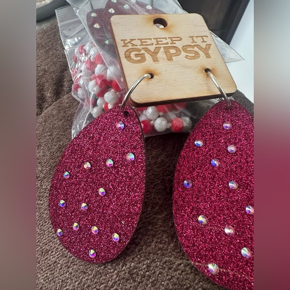 Keep It Gypsy Sparkling Pink Teardrop Earrings - Picture 2 of 2